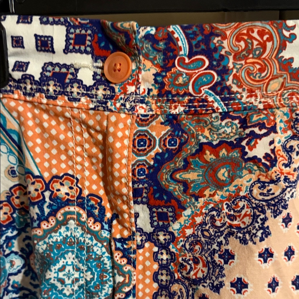 Chico's Multicolor Patterned Capris - image 3